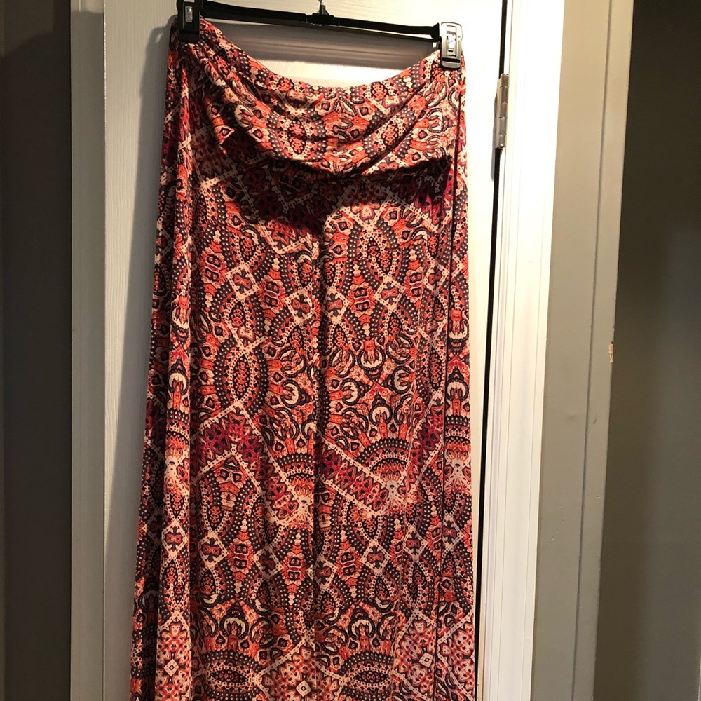 Maxi skirt